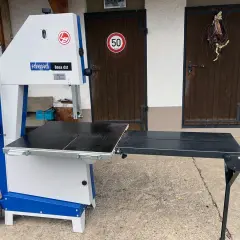 Scheppach Bandsäge Basa dst gebraucht, ideal für Holzarbeiten. Mit ausklappbarem Tisch und Zapfwelle für zusätzliche Flexibilität.
