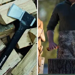 Ein Mann spaltet Holz mit einem Fiskars Beil. Das Beil liegt auf Holzscheiten.
