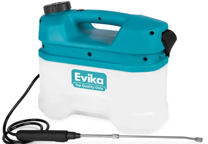 Ein weißer und türkiser Rückensprühgerät mit dem Logo "Evika" und einem Sprüharm.