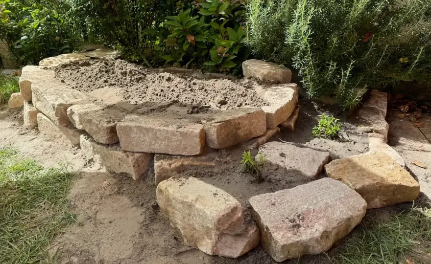 Sandarium bauen - So lockst du Wildbienen wirklich an